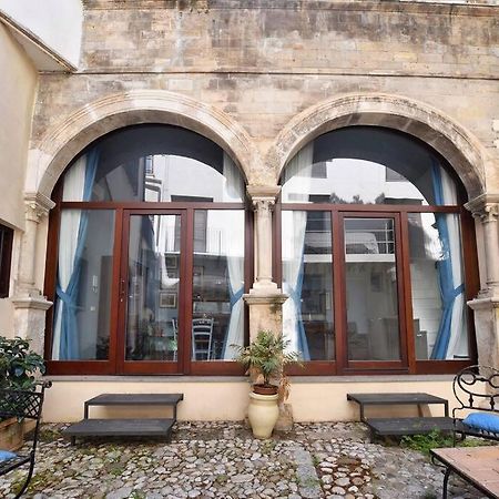 Iflat Agli Archetti Del Centro Apartment Palermo Bagian luar foto